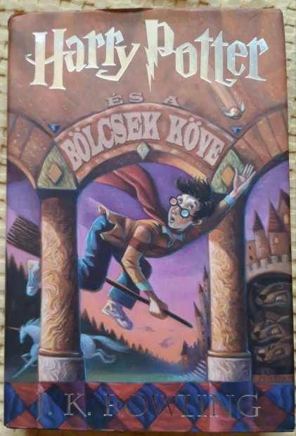 Harry Potter és a bölcsek köve könyv