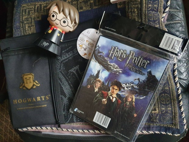 Harry Potter krtyagyjt mappa, Hogwarts neszeszer, hangulatlmpa