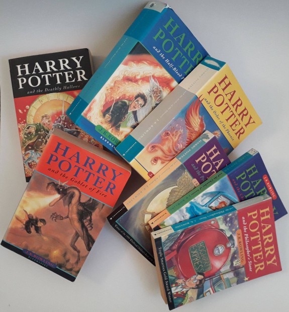 Harry Potter könyvgyűjtemény (angol nyelvű) nyelvtanulónak, ajándéknak