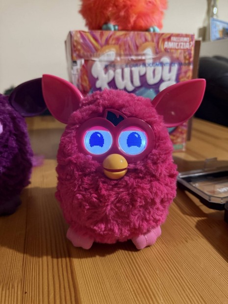 Hasbro Furby Interaktv figura Pink Puff plss