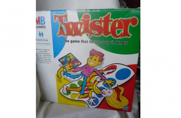 Hasbro Twister 6+ gyessgi trsasjtk