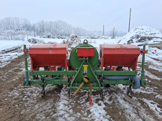 Hassia unisem 4 soros szemenk�nti vet�g�p m�tr�gya adagol�val