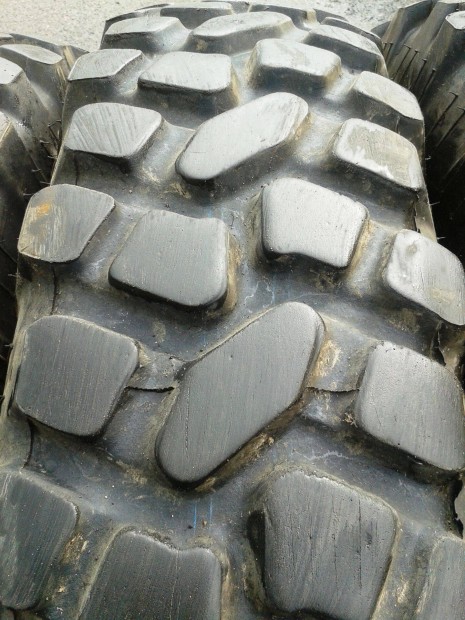 Használt 10 R22.5 Continental T9 10r22,5 10r22.5 10x22.5