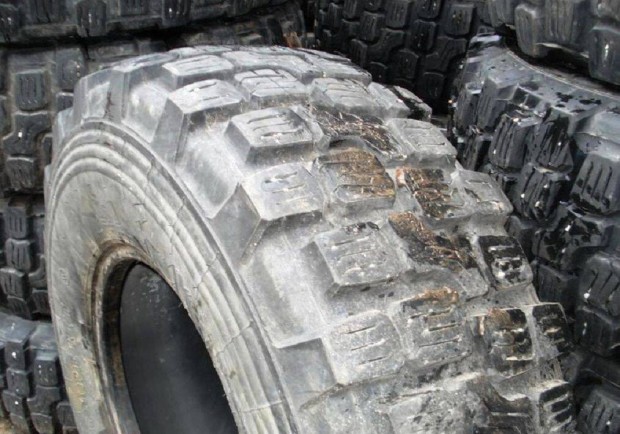 Használt 14.5 R20 Semperit sorkerék 14,5 20 14,5R20 14.5r20 365/80R20