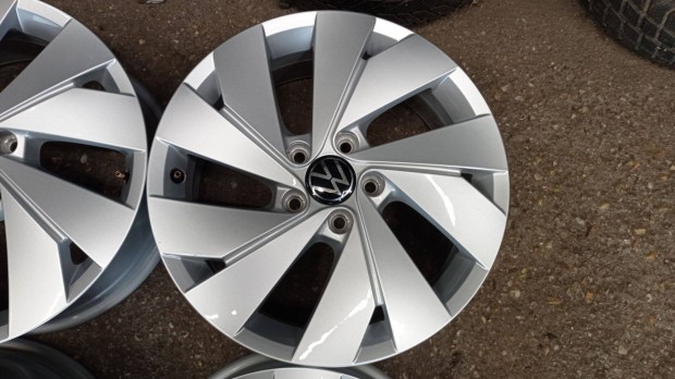 Hasznlt 17 colos 5x112 lyukoszts Gyri Volkswagen alu felni