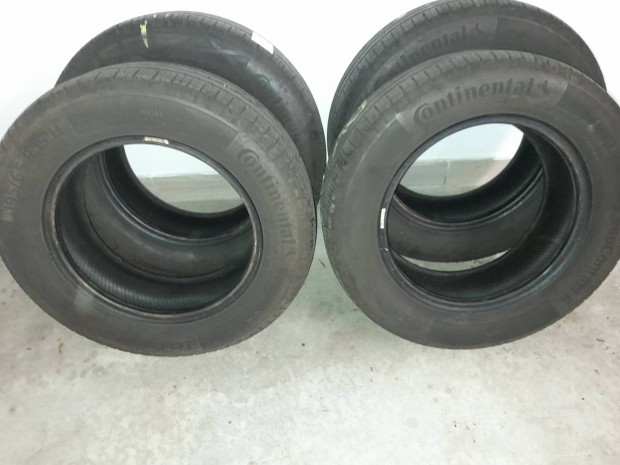 Használt 195/65R15 nyári Continental gumik eladók