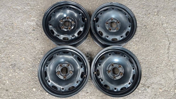 Használt 5x100 lyukosztású 14 colos Gyári Volkswagen acél felni garnit