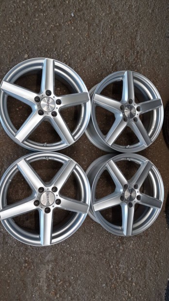 Haszn�lt 5x112 lyukoszt�s� 17 colos sz�p �llapot� Dezent alu felni gar