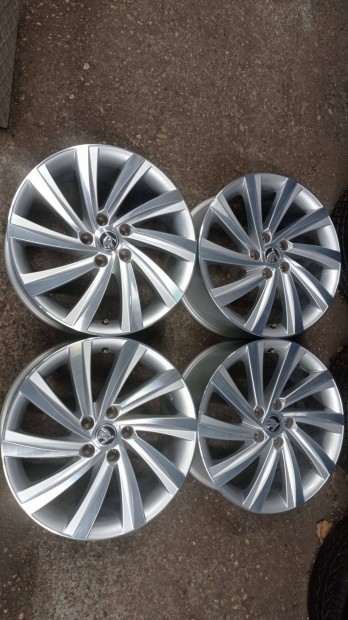 Hasznlt 5x112 lyukoszts 18 colos Gyri Skoda szp llapot alu feln