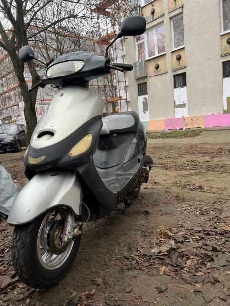 Hasznlt Baotian 50 ccm 4T jelenleg zemkptelen robog elad!