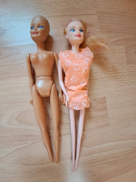 Hasznalt Barbie babak egyben