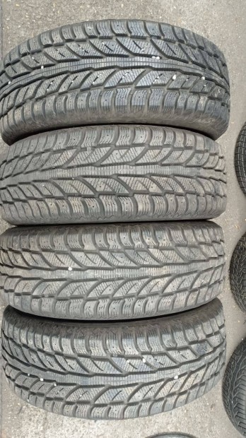 Haszn�lt Cooper 215/65/17 t�ligumi garnit�ra olcs�n elad�