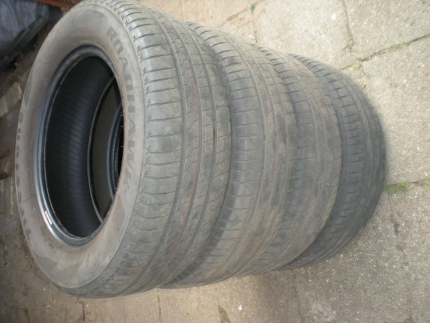 Haszn�lt Firestone Roadhawk 195 65 r15 ny�ri gumi 4db egyben