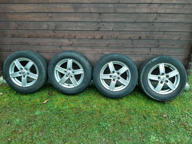 Hasznlt Hankook tli gumi 195/65R15 91T alufelnivel