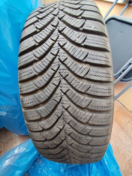 Használt Hankook téli/nyári gumiabroncs 185 65 r15
