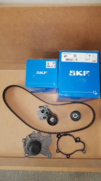 Használt Hyundai Kia SKF Vkmc 95660-3 Vezérműszíj készlet vízpumpával