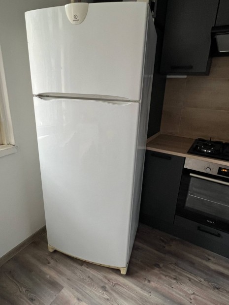 Hasznlt Indesit R45 kombinlt htszekrny