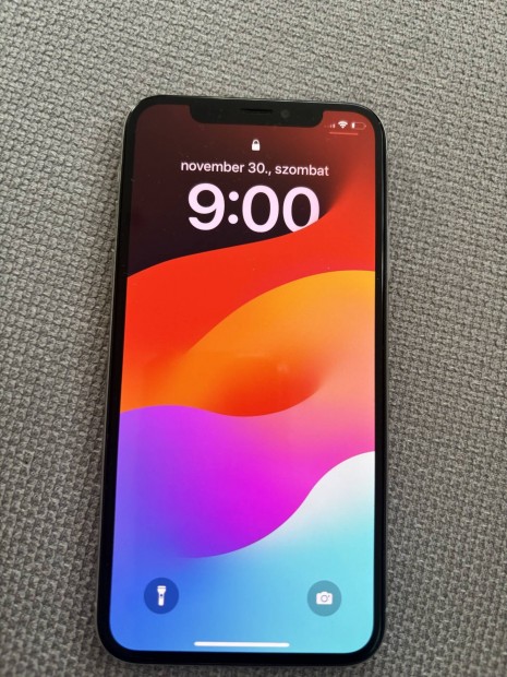 Hasznlt Iphone Xs telefon