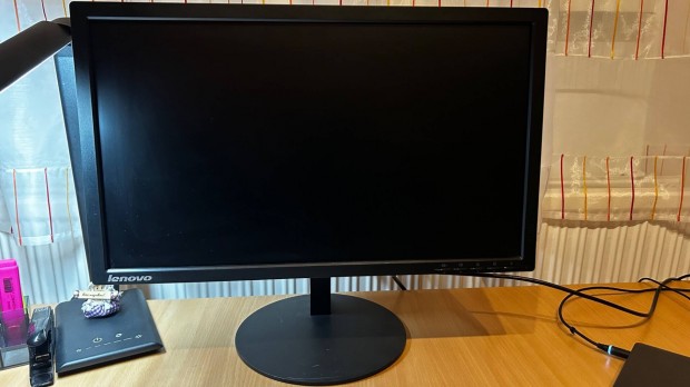 Hasznlt Lenovo 22 monitor