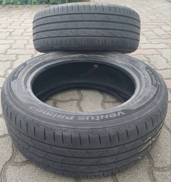 Hasznlt Nyri gumiabroncs 215/55R16 2db
