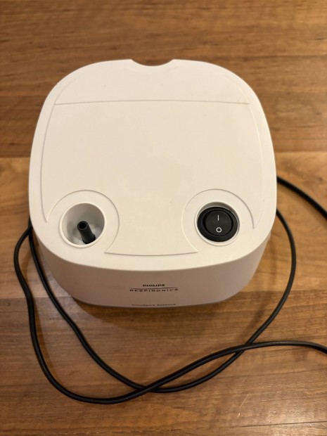 Haszn�lt Philips Respironics Innospire Essence kompresszoros inhal�tor