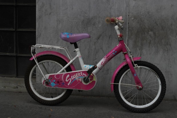 Haszn�lt Scirocco Sweety 16-os Gyerek Ker�kp�r (26cm Ac�l)