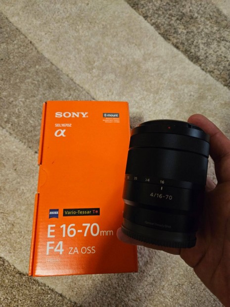 Hasznlt Sony E-mount 16-70mm F4 ZA OSS objektv Szriaszm: 1914306