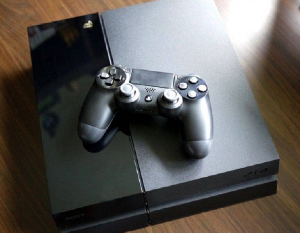 Hasznlt Sony Playstation 4 Ps4 fat 500 GB a Plqybox Co-tl