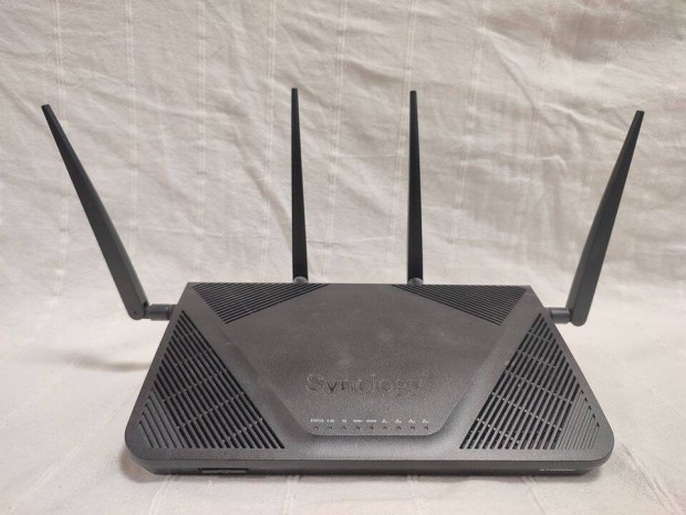 Hasznlt Synology RT2600ac router elad!