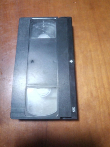 Hasznlt VHS videokazettk dobozukban