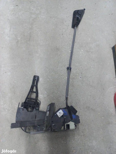 Használt, Ford focus bal első ajtózár