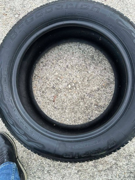 Haszn�lt aut�gumi