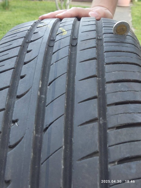 Használt autógumi 4db Hankook Ventus Prime2 225/60 R17 nyári gumi