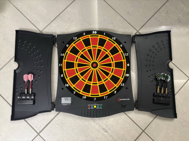 Hasznlt elemes darts tbla