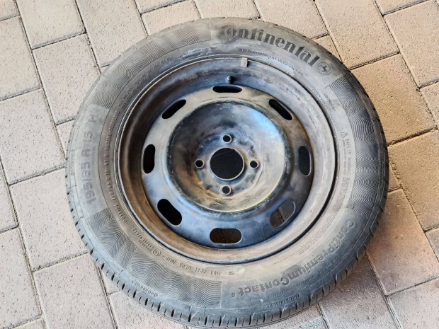 Használt felni nyári gumival (4db)