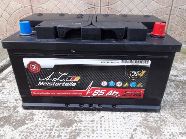Használt indító akku, akkumulátor, vész világítás, inverter, egyébre