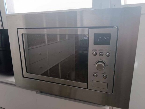 Használt jó állapotú Whirlpool beépíthető mikrohullámú sütő