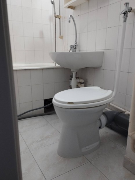 Használt jó állapotú szaniterrek