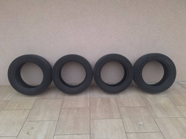 Haszn�lt ny�rigumi elad�