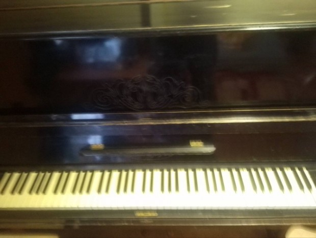 Hasznlt pianino