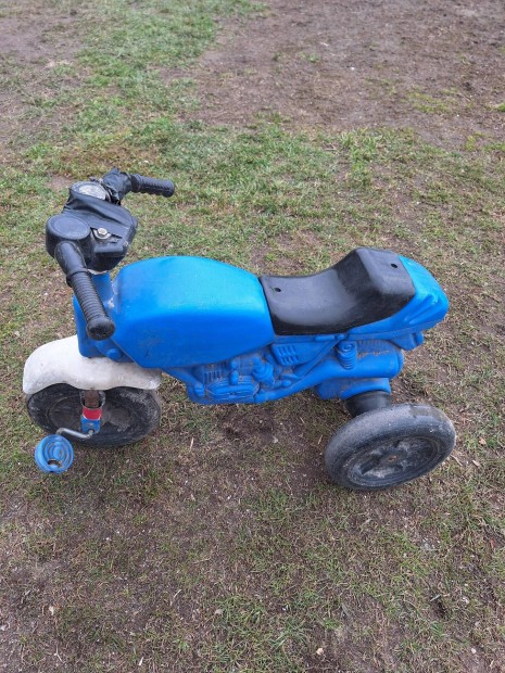 Használt retro kis motor eladó