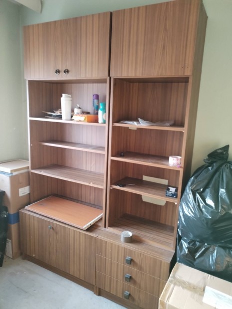 Haszn�lt szekr�ny ingyen elvihet� 