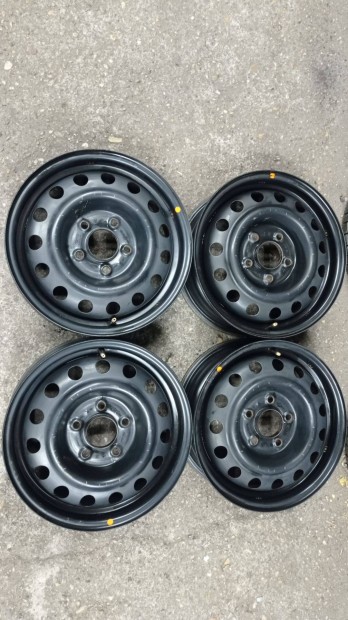 Hasznlt szp llapot 15 colos 5x114,3 lyukoszts Kia/Hyundai acl