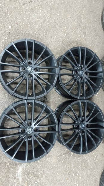 Haszn�lt sz�p �llapot� Aluett 4x100 lyukoszt�s� 17 colos alu felni gar