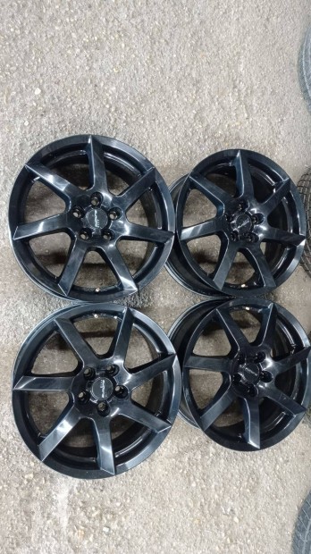 Haszn�lt sz�p �llapot� Aluett 5x112 lyukoszt�s� 17 colos alu felni gar