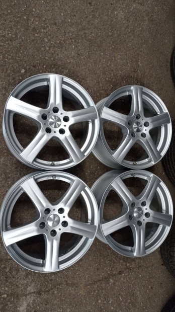 Haszn�lt sz�p �llapot� Enzo 5x112 lyukoszt�s� 17 colos alu felni garni
