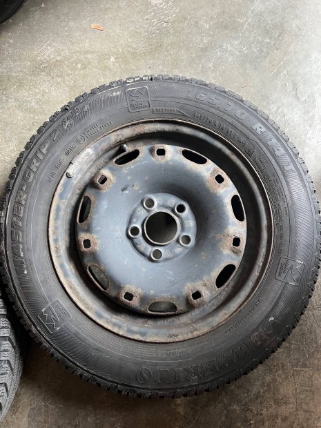 Haszn�lt t�li gumi 165/70 R14