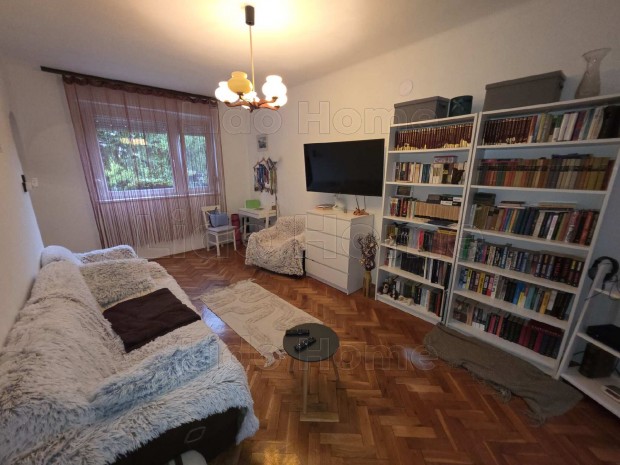 Hatalmas lehet�s�get- T�RSASH�ZI T�GLALAK�S ELAD� POLG�RDIN!