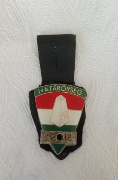 Hatrr szolglati jelvny.