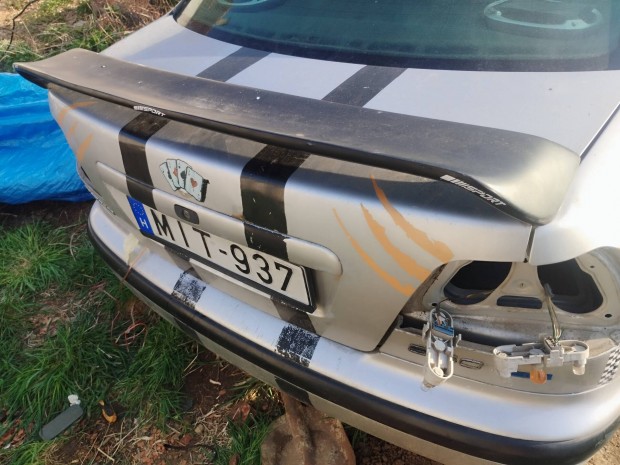 H�ts� Sz�rny Legterel�!